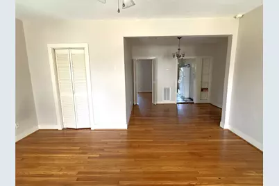302 W Saulnier Street #3, Houston, TX 77019 - Photo 5