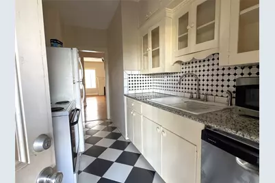 302 W Saulnier Street #3, Houston, TX 77019 - Photo 7