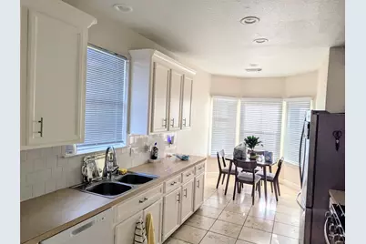 2402 Raintree Village Drive, Katy, TX 77449 - Photo 5
