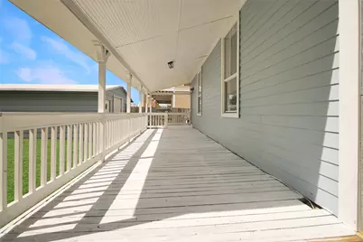 1133 9th Street, Dickinson, TX 77539 - Photo 5