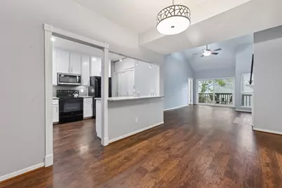 2100 Tanglewilde Street #740, Houston, TX 77063 - Photo 11