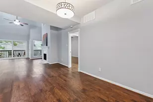 2100 Tanglewilde St, Houston, TX 77063 - Photo 9