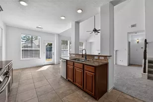 3 W Archwyck Cir, The Woodlands, TX 77382 - Photo 7