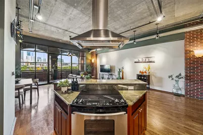 505 Bastrop Street #402, Houston, TX 77003 - Photo 9