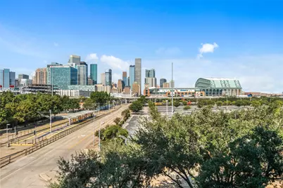 505 Bastrop Street #402, Houston, TX 77003 - Photo 3