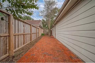 2022 Highland Hills Drive, Sugar Land, TX 77478 - Photo 33