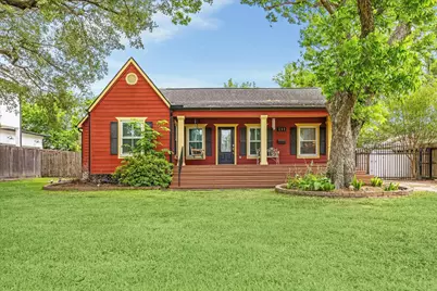 211 W 31st Street, Houston, TX 77018 - Photo 1