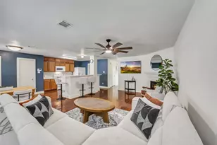 19819 Crested Hill Ln, Cypress, TX 77433 - Photo 7