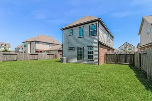 3209 Youngs Meadow Ln, League City, TX 77539 - Photo 15