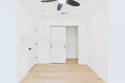 2002 Jones Street, Rosenberg, TX 77471 - Photo 7