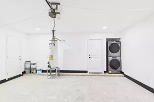 2002 Jones St, Rosenberg, TX 77471 - Photo 33