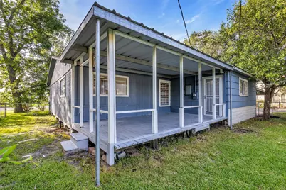 718 E Republic Avenue #1, Baytown, TX 77520 - Photo 21