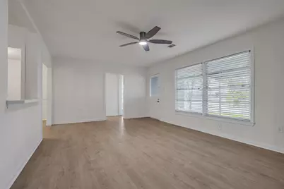 718 E Republic Avenue #1, Baytown, TX 77520 - Photo 5