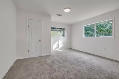 718 E Republic Avenue #1, Baytown, TX 77520 - Photo 15