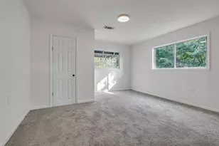 718 E Republic Ave, Baytown, TX 77520 - Photo 15
