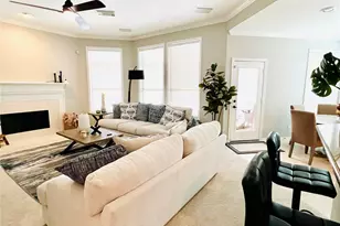 27 E Shale Creek Cir, The Woodlands, TX 77382 - Photo 5