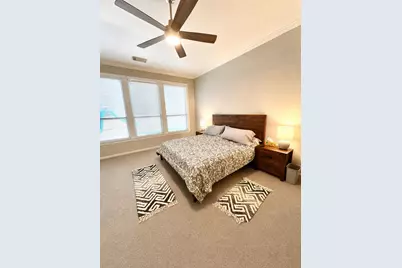 27 E Shale Creek Circle, The Woodlands, TX 77382 - Photo 11