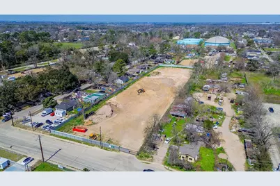 1714 W Little York Road, Houston, TX 77091 - Photo 1