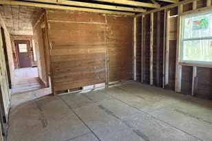 870 W Davis Loop, Vidor, TX 77662 - Photo 3