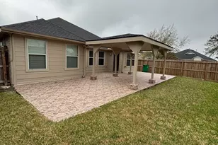 903 Christopher, Baytown, TX 77521 - Photo 21