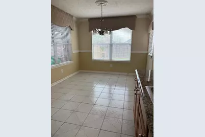 903 Christopher, Baytown, TX 77521 - Photo 11