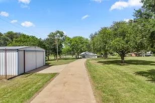 448 County Rd 243, Matagorda, TX 77414 - Photo 13
