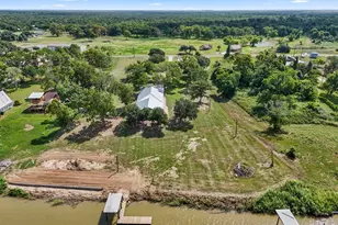 448 County Rd 243, Matagorda, TX 77414 - Photo 49