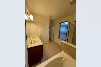 16511 Winthrop Bend Drive, Houston, TX 77084 - Photo 11