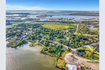 17512 River Road, Channelview, TX 77530 - Photo 23