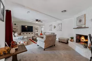 301 Hill Brook Ln, Conroe, TX 77385 - Photo 15