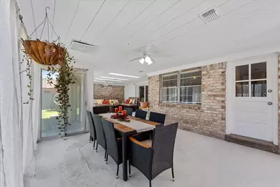 301 Hill Brook Lane, Conroe, TX 77385 - Photo 5