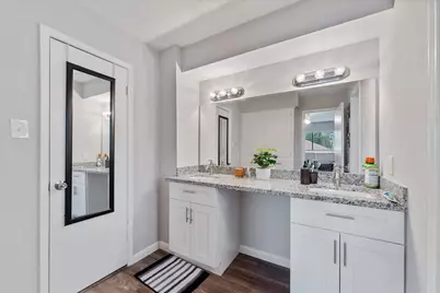 301 Hill Brook Lane, Conroe, TX 77385 - Photo 25