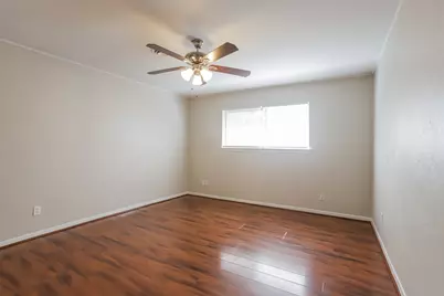 12115 Hillcroft Street, Houston, TX 77035 - Photo 9