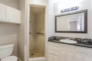 12115 Hillcroft St, Houston, TX 77035 - Photo 13