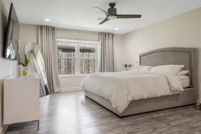 11743 Wickhollow Lane, Houston, TX 77043 - Photo 23