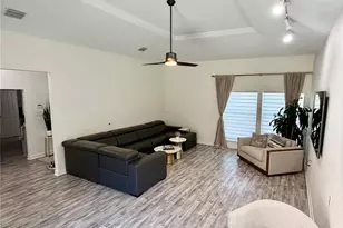 11743 Wickhollow Ln, Houston, TX 77043 - Photo 7