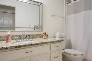 11743 Wickhollow Ln, Houston, TX 77043 - Photo 31
