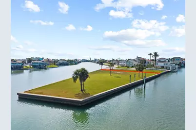 4205 Flamingo Way, Jamaica Beach, TX 77554 - Photo 1