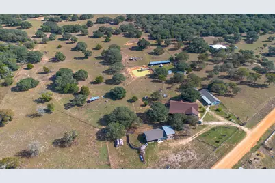 1009 Private Road 1024, Hallettsville, TX 77964 - Photo 11