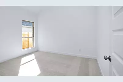 18823 Madonna Lily Court, Tomball, TX 77377 - Photo 9