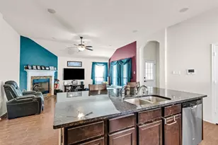13013 Trail Manor Dr, Pearland, TX 77584 - Photo 13