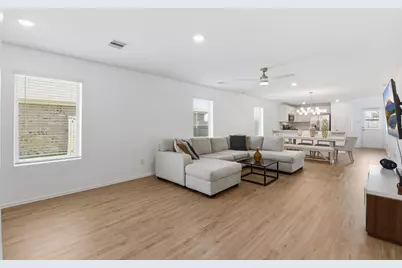 14427 Woodcott Warren Way, Fresno, TX 77583 - Photo 9