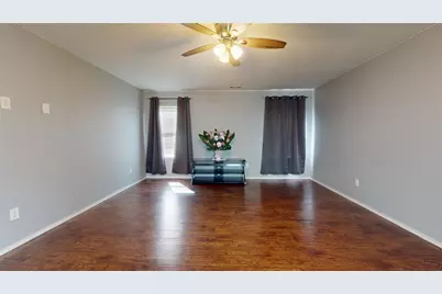 8703 Summerset Meadow Court, Houston, TX 77075 - Photo 5