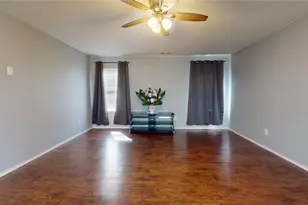 8703 Summerset Meadow Ct, Houston, TX 77075 - Photo 5