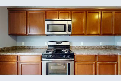 8703 Summerset Meadow Court, Houston, TX 77075 - Photo 11