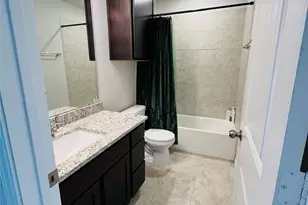 1504 McKinney Ct, Brenham, TX 77833 - Photo 5