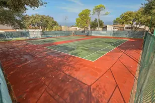 880 Tully Rd, Houston, TX 77079 - Photo 23