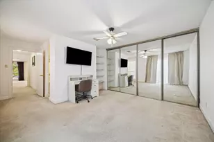 880 Tully Rd, Houston, TX 77079 - Photo 19