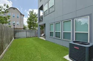 4004 Centre Meadow Way, Houston, TX 77043 - Photo 31
