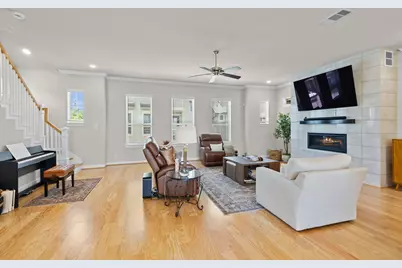 4004 Centre Meadow Way, Houston, TX 77043 - Photo 11